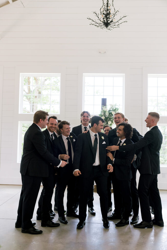 fun groom and groomsmen